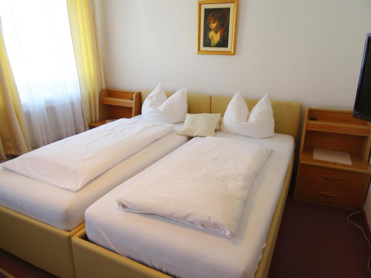Hotel Gasthof Forelle Siegsdorf Exterior photo